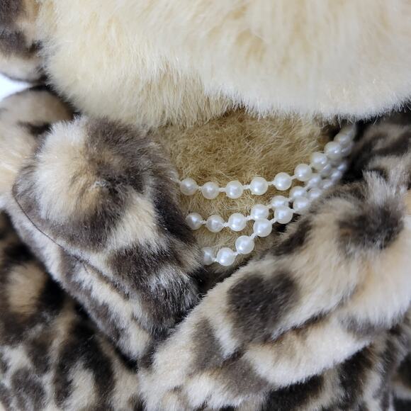 Berkley Designs Kids Stuffed Teddy Bear 13" Pearl Necklace Leapord Fur‎ Coat - Picture 5 of 12